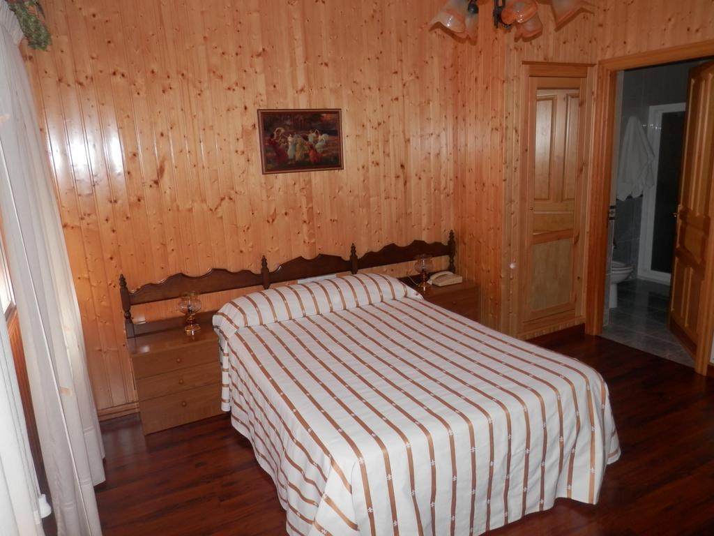 Pension Restaurante Cantábrico Cariño Habitación foto